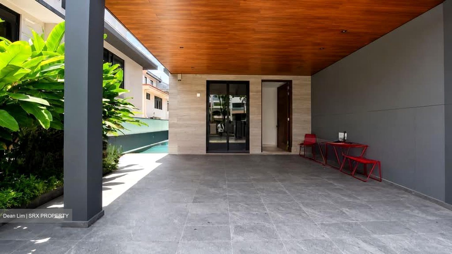 Hillside Drive (D19), Terrace #592514071